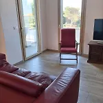 In Bifamiliare Apartment *