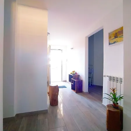 Apartmán In Bifamiliare *
